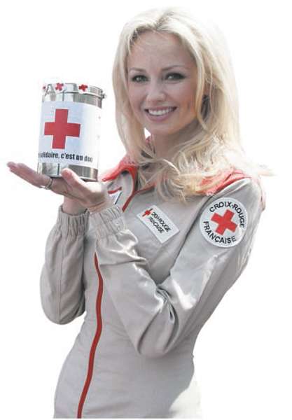 Grâce à vos dons, la Croix-Rouge française aide plus d'un million de personnes chaque année. En donnant à la Croix-Rouge, vous offrez à nos bénévoles les moyens d'agir, jour après jour, auprès des personnes en difficulté en France et à l'étranger.